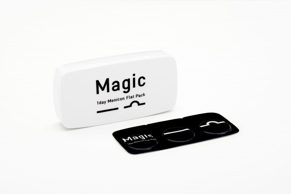 Magic30枚入りパッケージ画像（斜め）